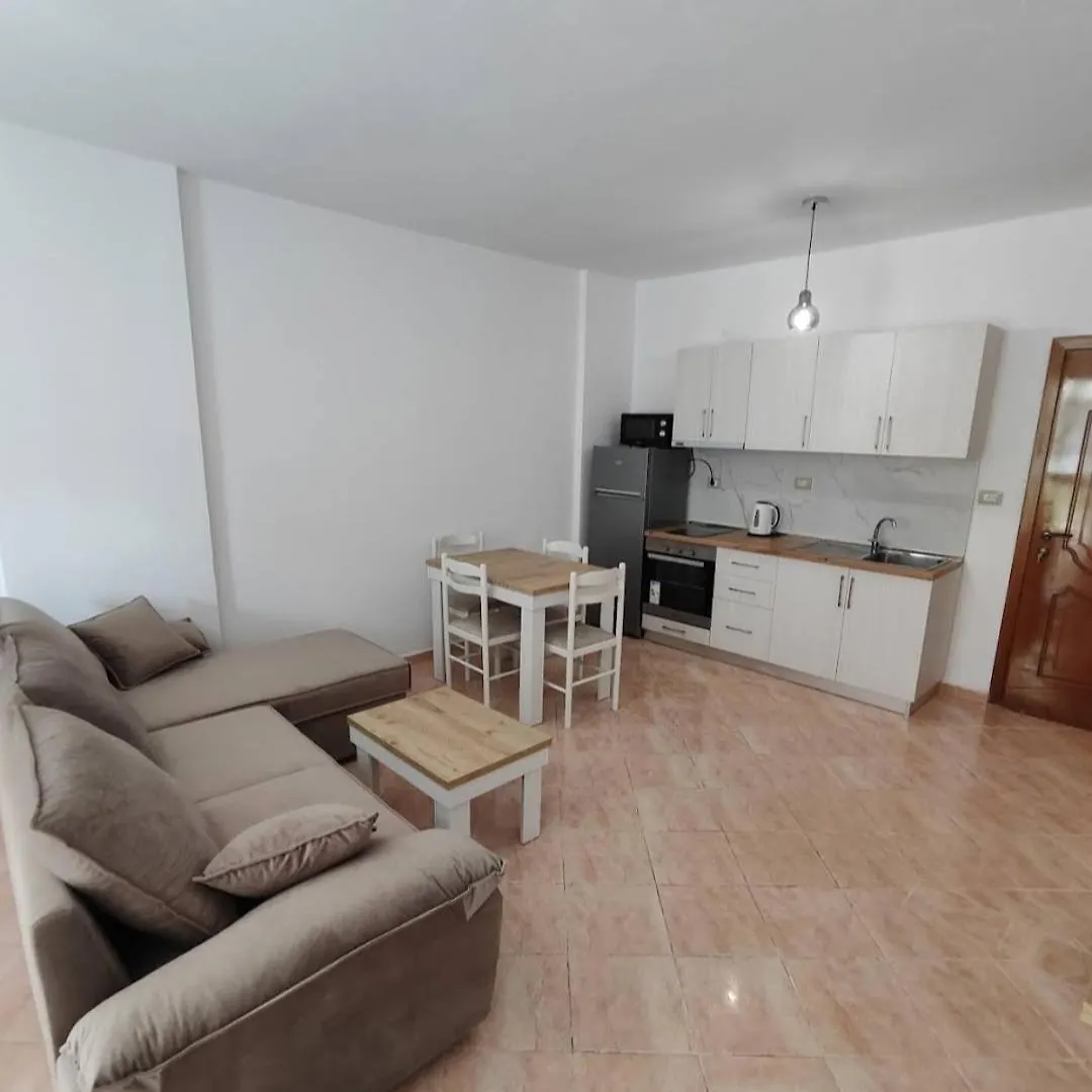 Apartment For Daily Rent Влёра Албания